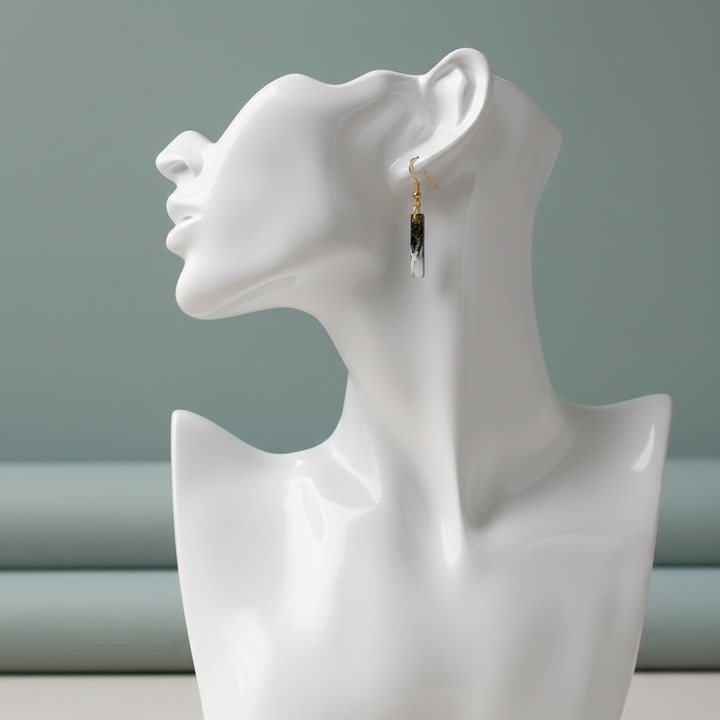 The Weaver’s Star (Free Shipping)
